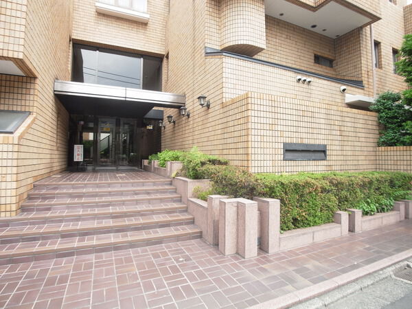 グランドメゾン成城のエントランス・共用部
