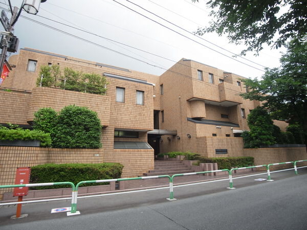 グランドメゾン成城の写真 4枚目