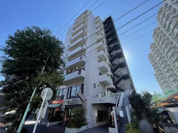 パレス本駒込の外観写真 - 文京区本駒込4丁目35番19号