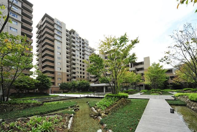 深沢ハウスのエントランス・共用部