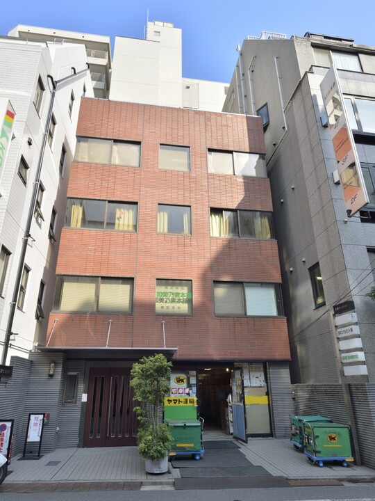 本郷サンハイツの外観写真 - 文京区本郷3丁目24番6号