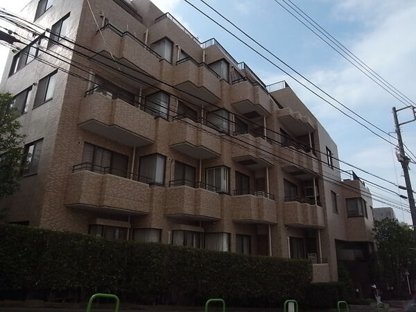 白金三光坂ハウスの外観写真 - 港区白金4丁目4番8号