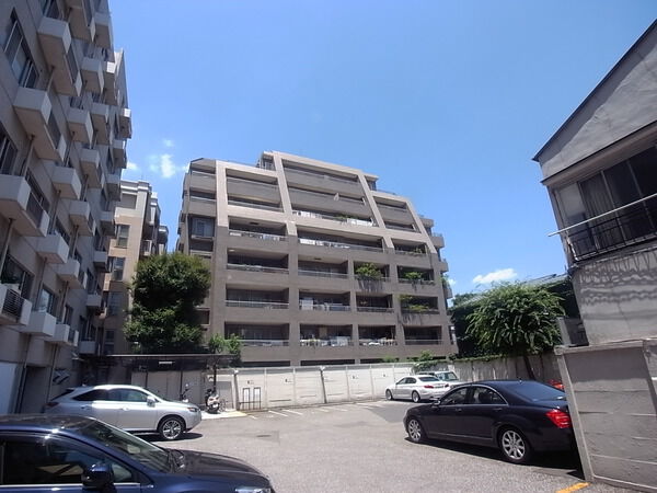 アクティス本郷真砂坂上のエントランス・共用部