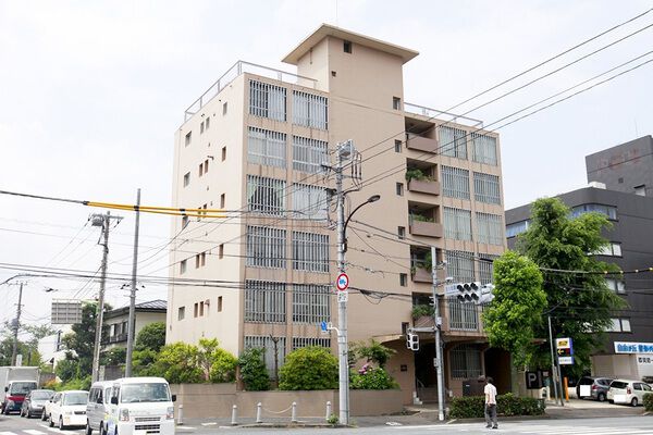 田園メイゾンの外観写真 - 世田谷区玉川田園調布1丁目15番14号