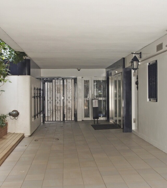 秀和狸穴レジデンスの写真 4枚目