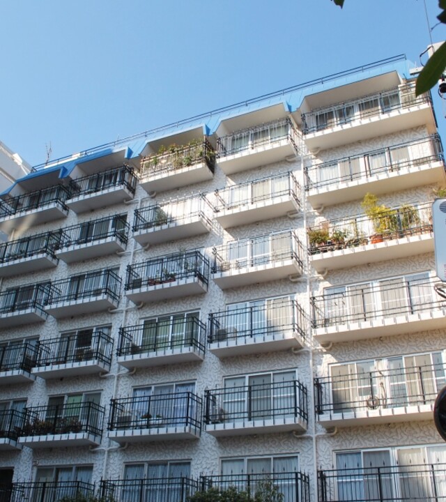 秀和新坂町レジデンスの写真 4枚目