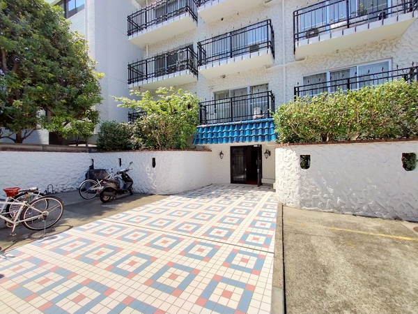 秀和新坂町レジデンスの写真 8枚目