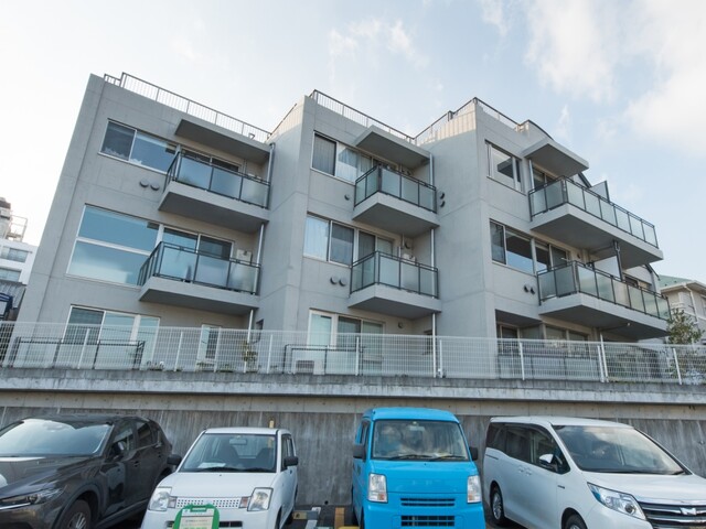 リベルサの外観写真 - 世田谷区成城2丁目37番8号