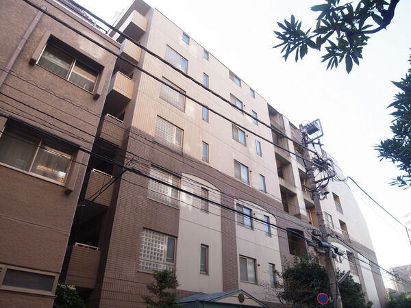 イトーピア三田の外観写真 - 港区三田5丁目11番2号