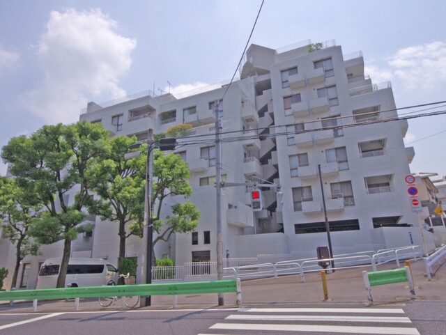 パセオ三光坂の外観写真 - 港区白金2丁目1番1号