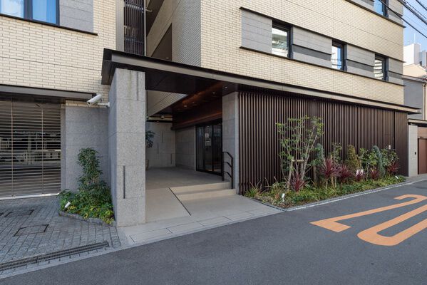 サンウッド代々木西参道の外観写真 - 渋谷区代々木3丁目32番3号