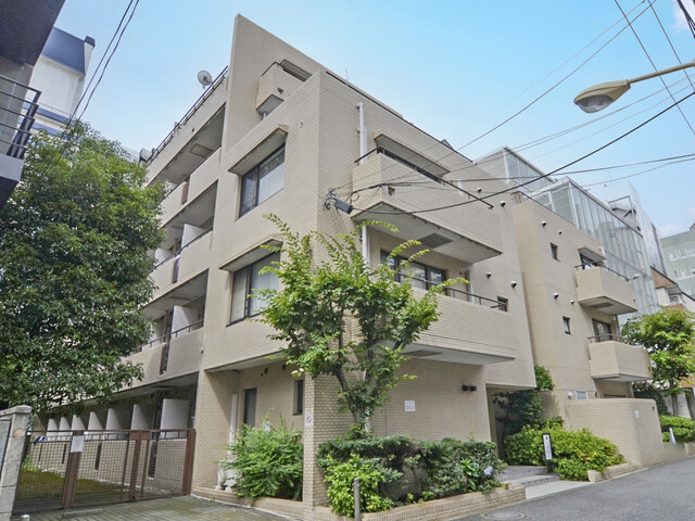 南平台サニーハイツの外観写真 - 渋谷区南平台町12番9号