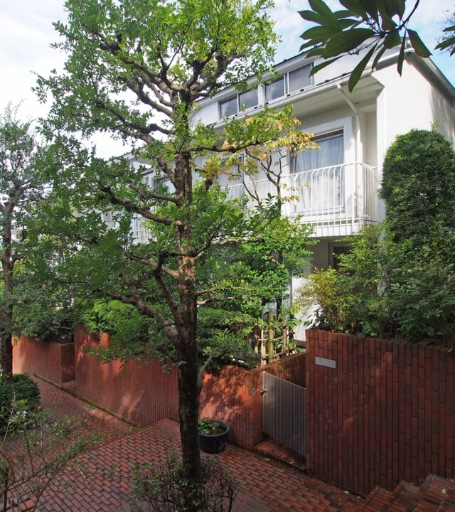 ヴィラ成城のエントランス・共用部