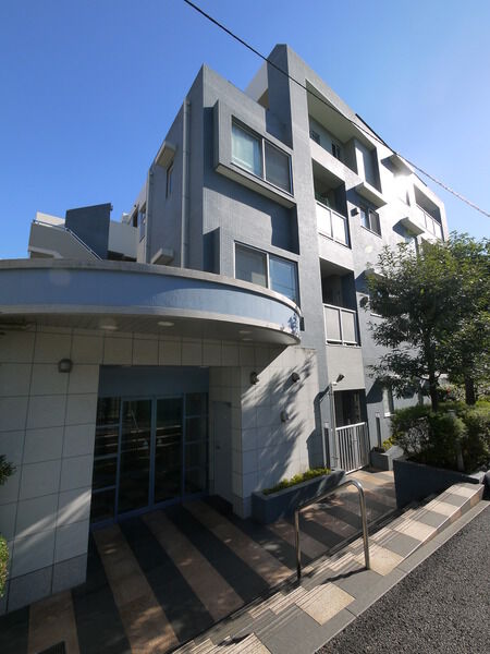 グリーンコート代々木の外観写真 - 渋谷区代々木3丁目49番2号