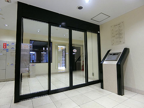 ファミールグラン神宮外苑前の写真 3枚目