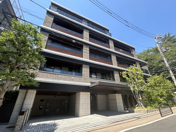 ザ・パークハウス広尾の外観写真 - 渋谷区広尾5丁目1番