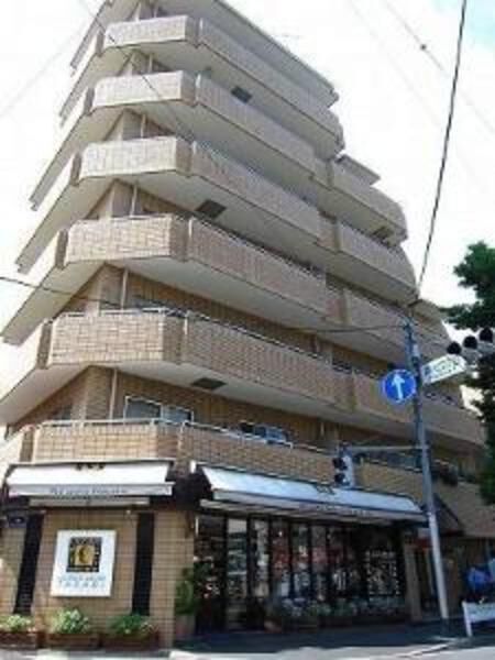 パラシオン深沢の外観写真 - 世田谷区深沢5丁目5番21号