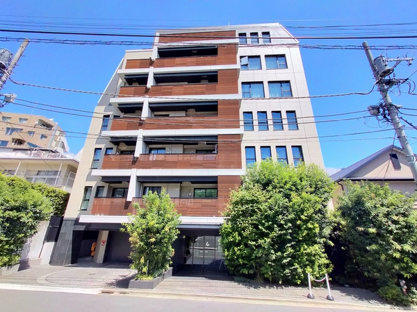 サンウッド西麻布の外観写真 - 港区西麻布4丁目18番13号