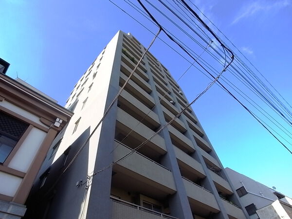 東急ドエルアルス本郷南の外観写真 - 文京区本郷2丁目15番16号