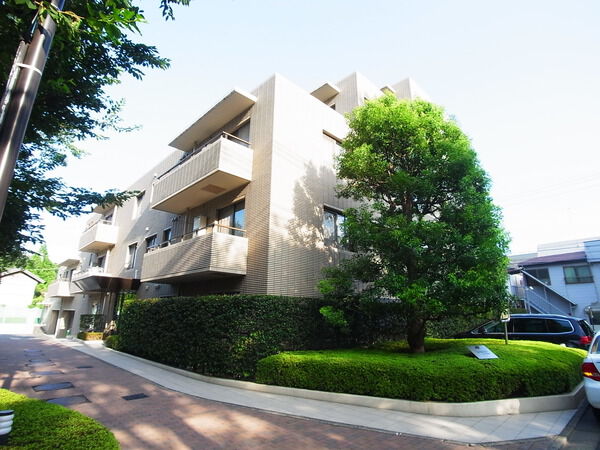 ルアピカ成城の外観写真 - 世田谷区成城7丁目35番10号