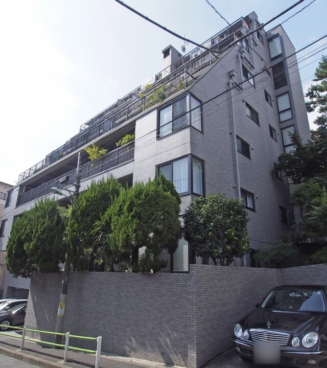 麻布飯倉ナショナルコートのエントランス・共用部