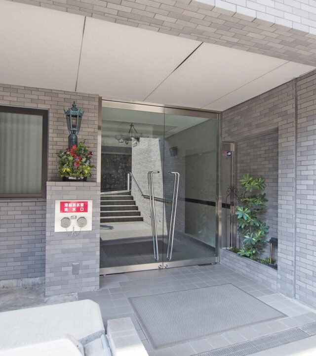 麻布飯倉ナショナルコートの写真 4枚目