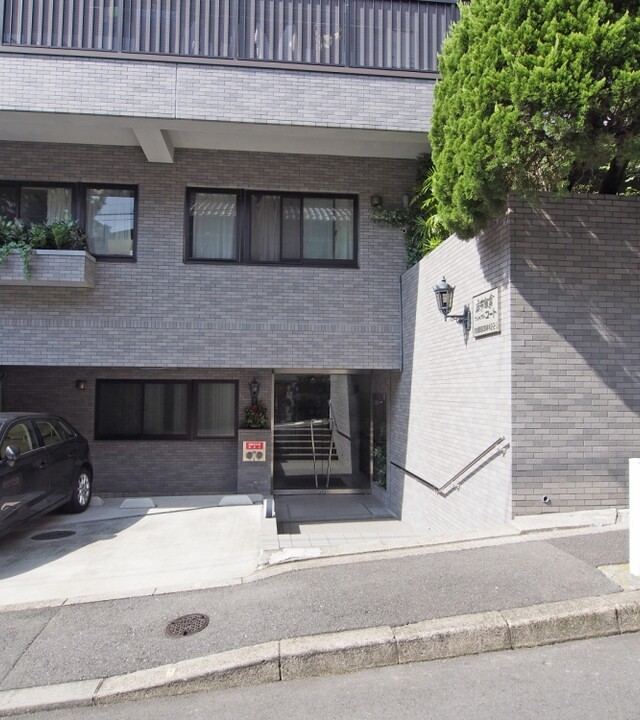 麻布飯倉ナショナルコートの写真 5枚目