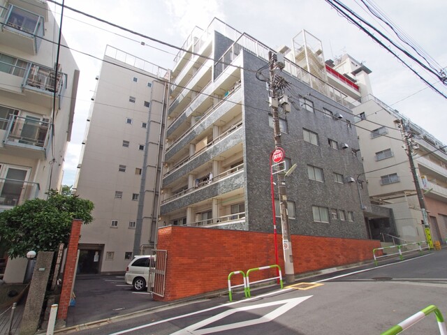 成城コーポの外観写真 - 東京都心の高級マンション