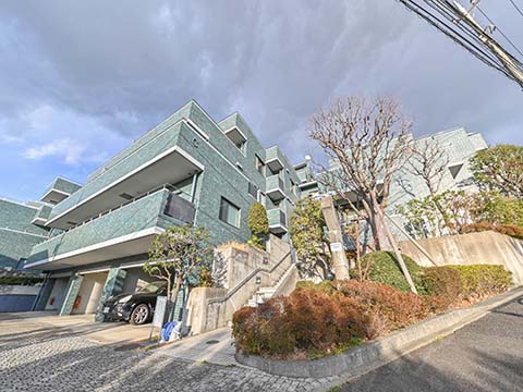 グランエクレール岡本C棟のエントランス・共用部