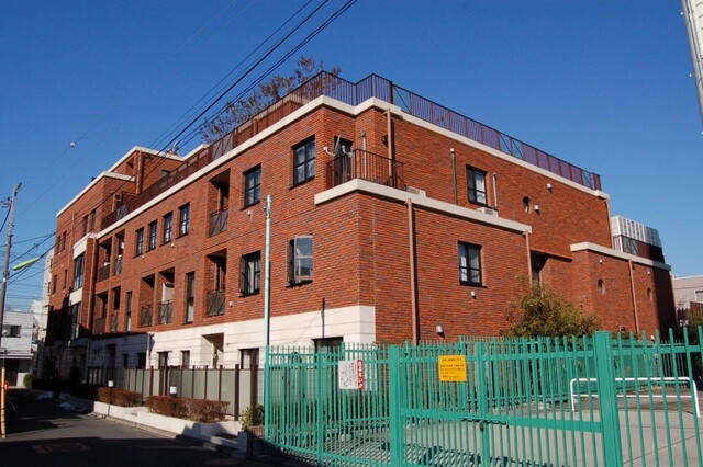 デュークスカーラ成城のエントランス・共用部