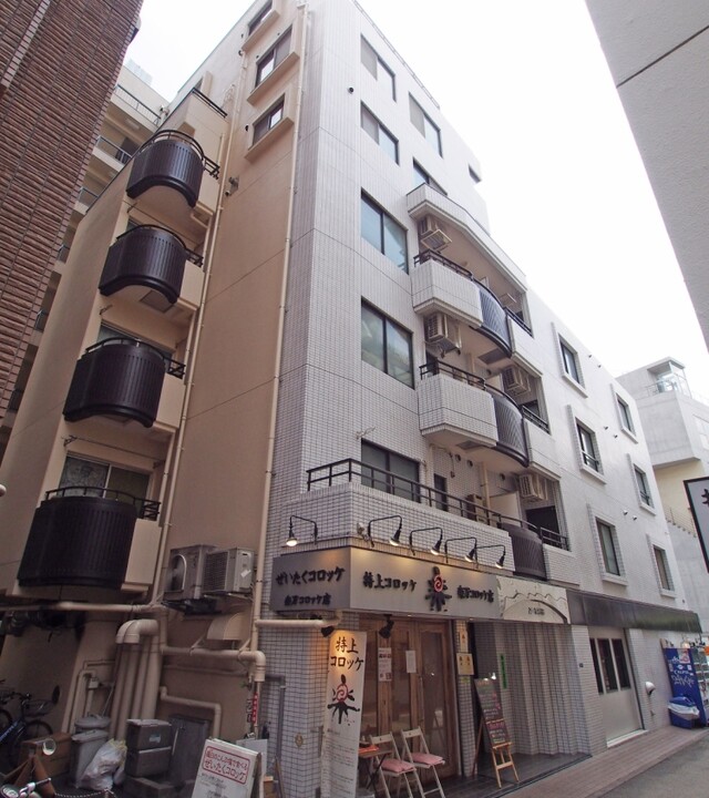 ストーク麻布十番のエントランス・共用部