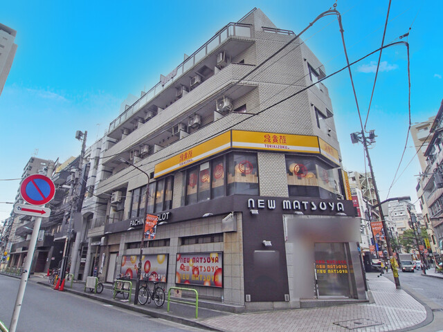 シルバープラザ麻布十番の外観写真 - 港区麻布十番2丁目19番4号