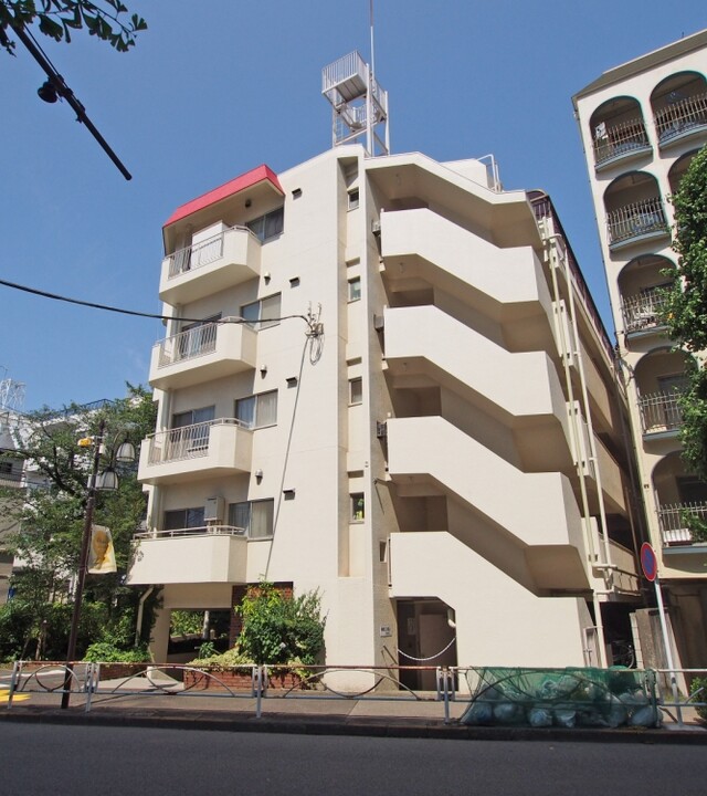 深沢ヒミコマンションのエントランス・共用部