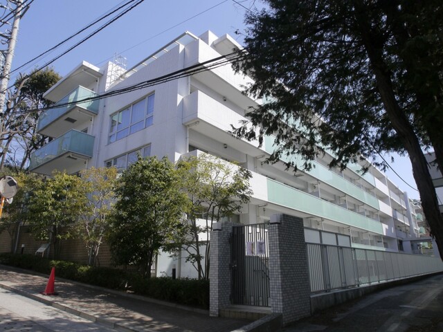 シティハウス成城ガーデンコートの外観写真 - 世田谷区成城3丁目15番1号