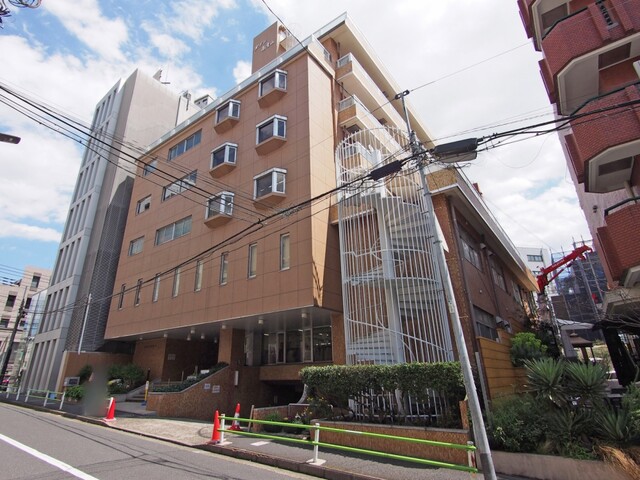 メゾン南青山のエントランス・共用部