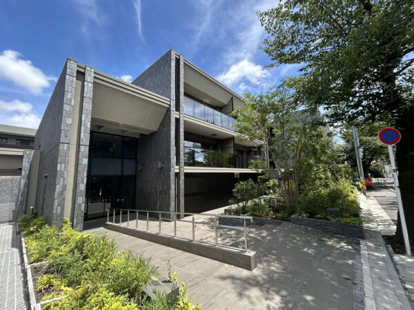 ブリリア深沢八丁目の外観写真 - 世田谷区深沢8丁目4番7号