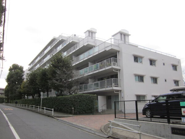 上野毛ハイムのエントランス・共用部