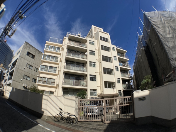 代々木台マンションの外観写真 - 渋谷区代々木4丁目34番5号