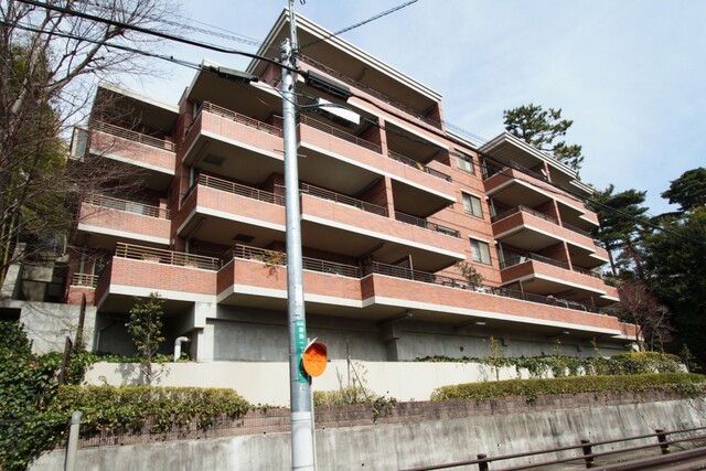 藤和瀬田ホームズの外観写真 - 世田谷区瀬田1丁目9番56号