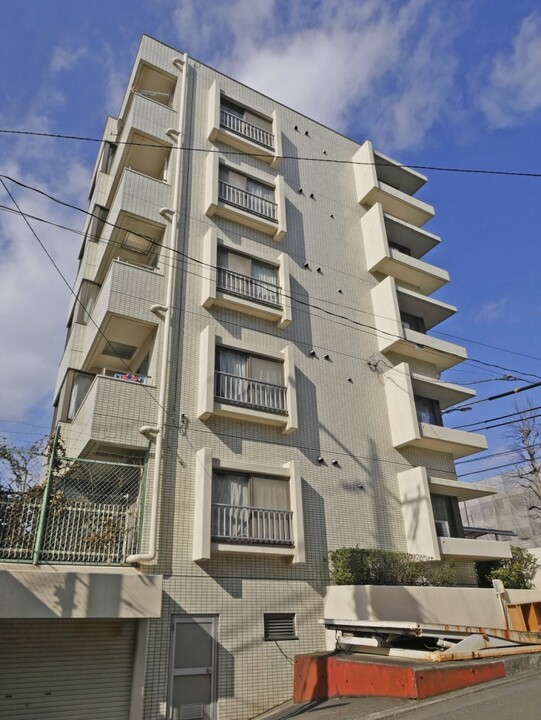 カーネ田園調布のエントランス・共用部