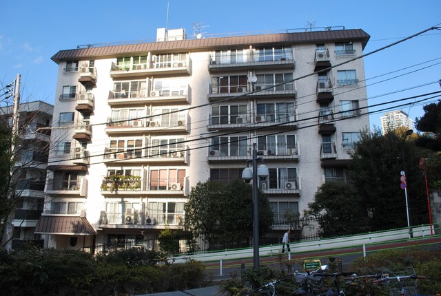 秀和赤坂レジデンスのエントランス・共用部