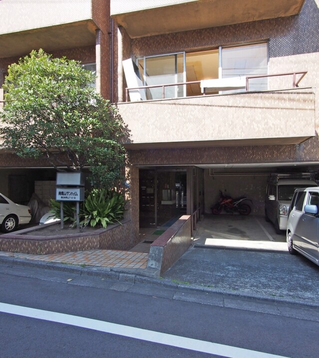 南青山サンハイムの写真 10枚目