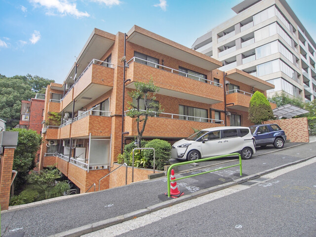 ライオンズマンション麻布狸穴のエントランス・共用部