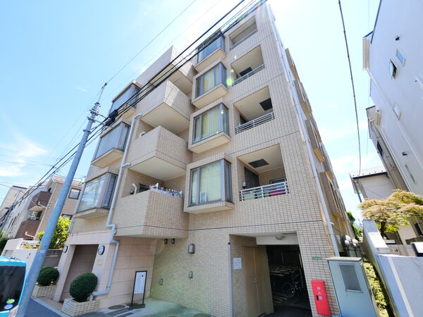 グランリックス文京千石の外観写真 - 文京区千石4丁目6番10号