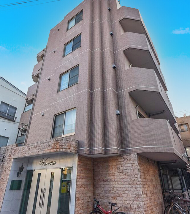 ヴェローナ白金の写真 5枚目