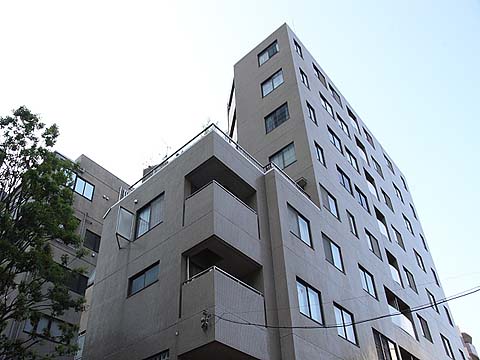 タウンコート三田の外観写真 - 港区三田1丁目6番10号