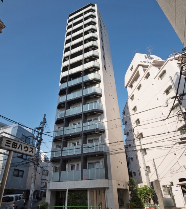 ジェノヴィア麻布十番グリーンヴェールのエントランス・共用部