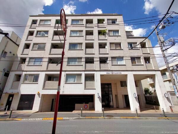 アーバンビュー上野毛の外観写真 - 世田谷区上野毛1丁目25番4号