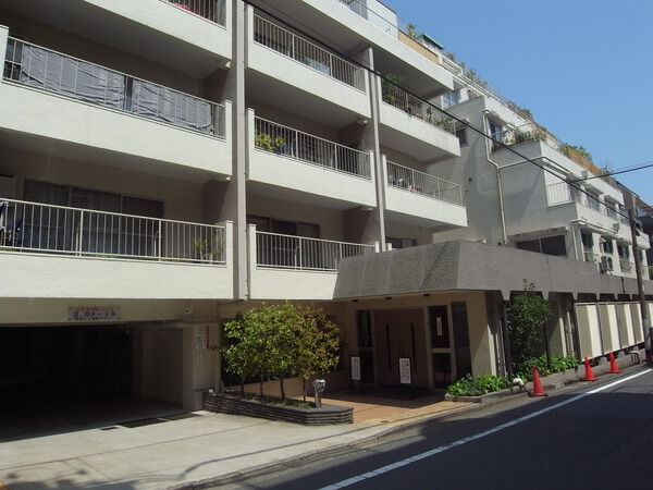 ヴィラロイヤル代々木の写真 4枚目