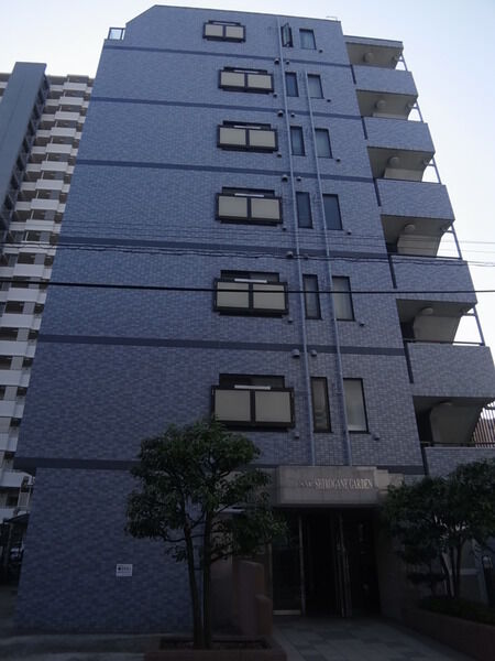 セザール白金ガーデンの外観写真 - 港区白金1丁目25番4号